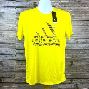 Adidas tee size XL boys